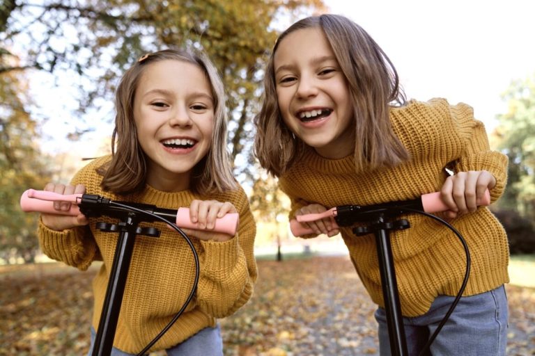 Gleiche Gene, unterschiedliche Allergien? Was Zwillinge wirklich teilen Gleiche Gene, unterschiedliche Allergien? Was Zwillinge wirklich teilen
