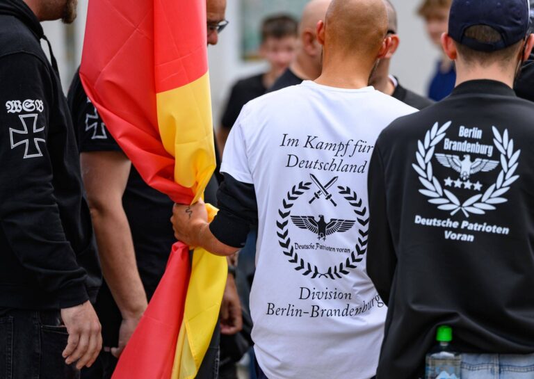 Innenminister beraten über neue Sicherheitspläne Innenminister beraten über neue Sicherheitspläne