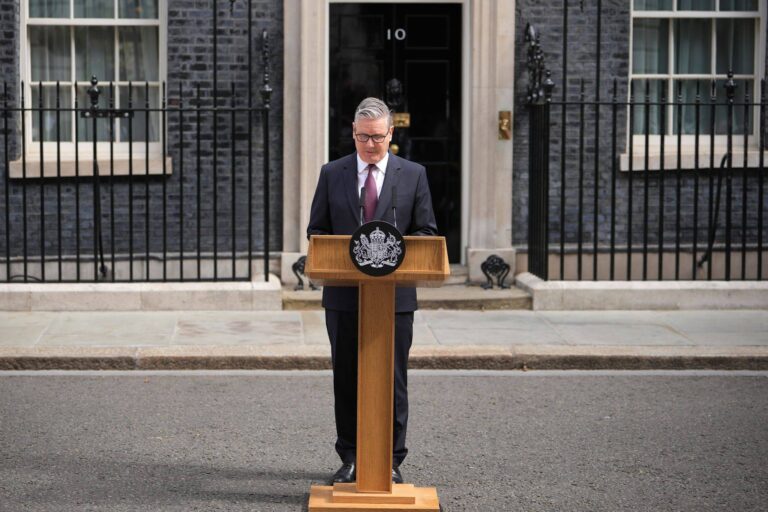 Starmer UK Rücktritt erschüttert Briten heute News