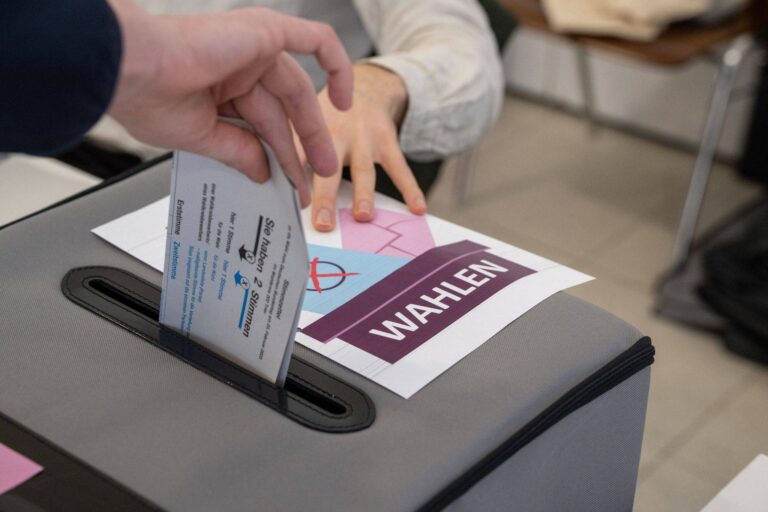 Streit um Wahlrechtsreform in Deutschland wächst