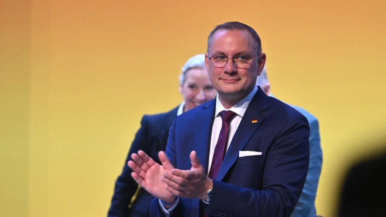 AfD sieht sich bereit für Regierungsverantwortung AfD sieht sich bereit für Regierungsverantwortung