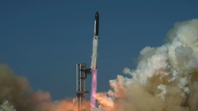 SpaceX Starship Testflug erfolgreich abgeschlossen SpaceX Starship Testflug erfolgreich abgeschlossen