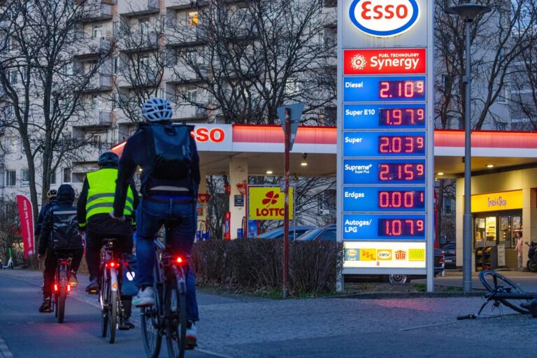 Spritpreise in Deutschland steigen stark