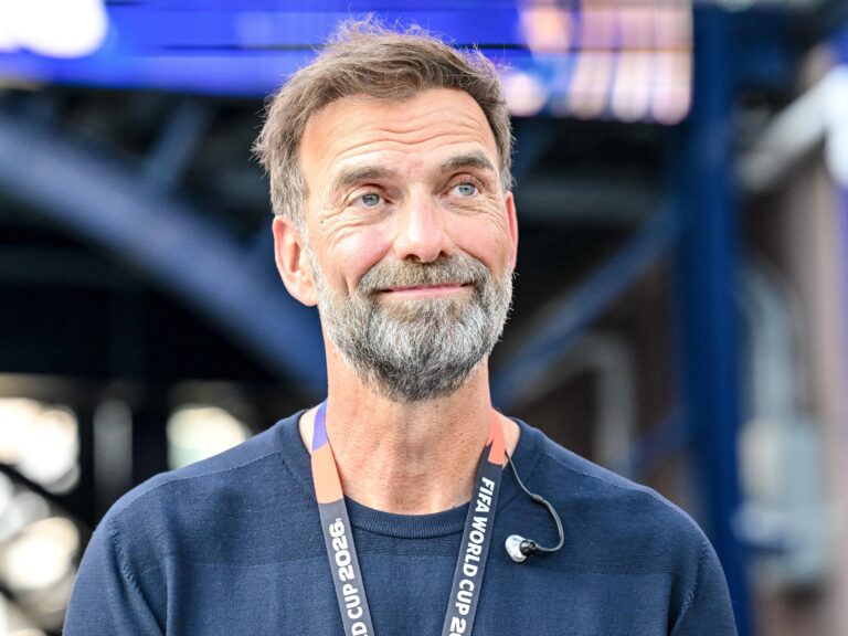 Klopp startet mit 44 Spielern