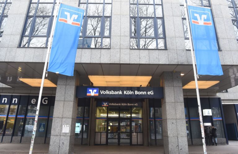 Volksbank Pascha Kredit belastet Vorstand weiter