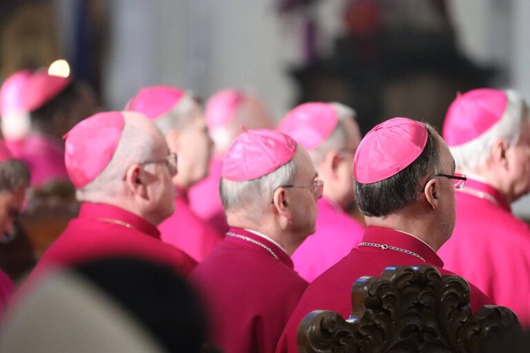 Kirche fordert sichere KI für Kinder Kirche fordert sichere KI für Kinder